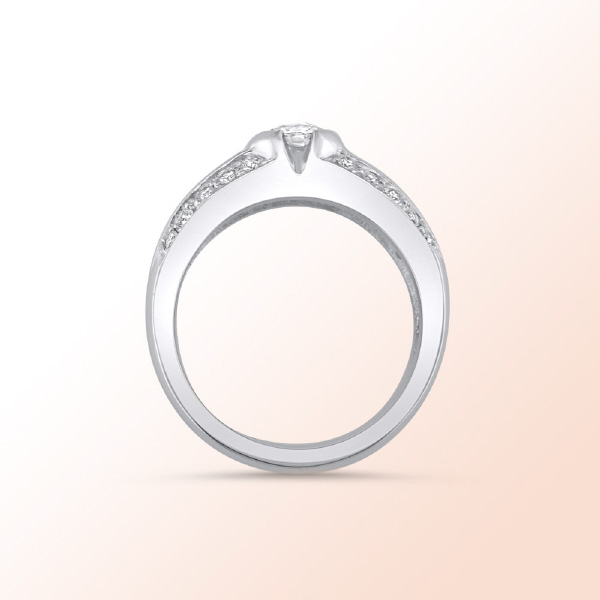 Platinum diamond engagement ring 1.41Ct.