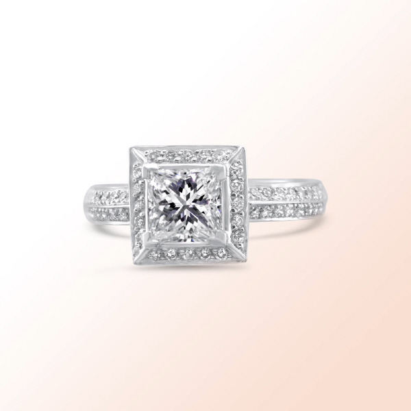 Ladies platinum engagement ring 1.45Ct. Color: H Clarity: VS1