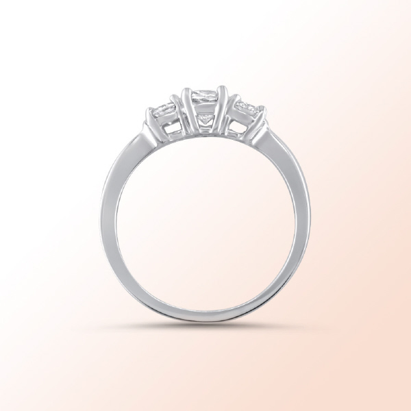 Ladies 14k.w. Diamond Engagement Ring 0.65Ct.