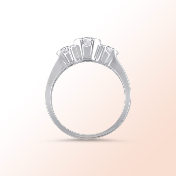 Ladie 14k.w. Diamond Egagement Ring 0.85Ct. Color: G Clarity: VS1