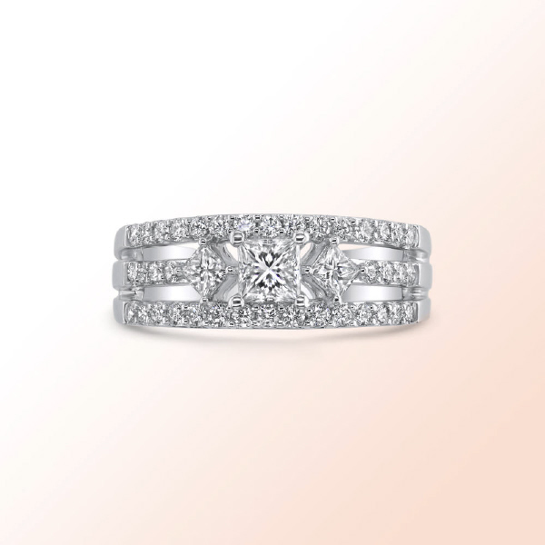 18k.w. Diamond Engagement Ring