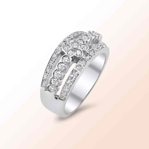 18K.W. DIAMOND BAND 0.53CT.