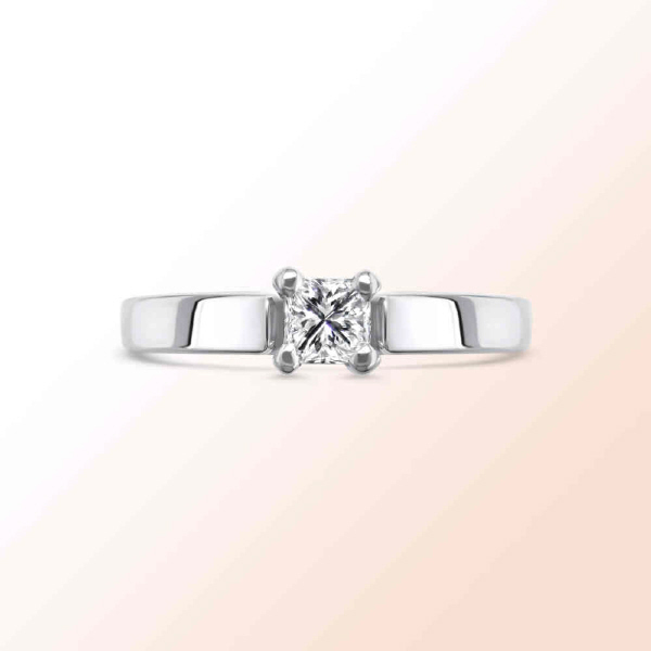 PLATINUM SOLITAIRE ENGAGEMENT RING 0.50CT.