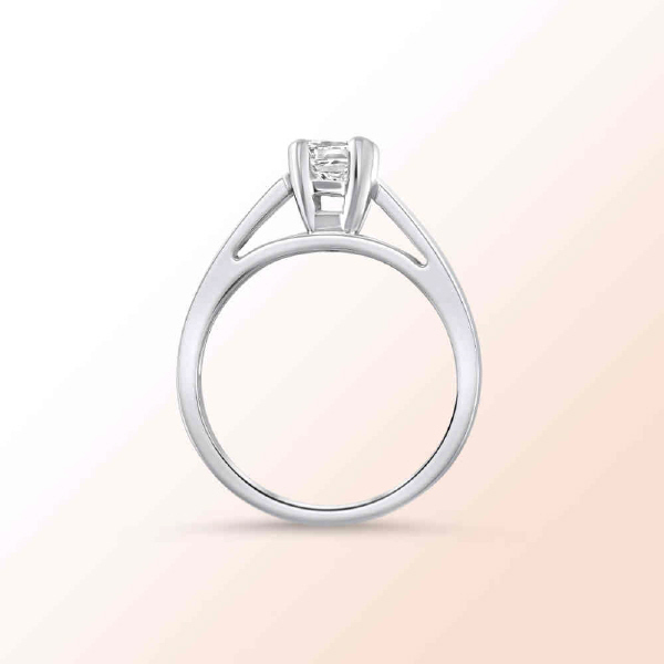 PLATINUM SOLITAIRE ENGAGEMENT RING 0.50CT.