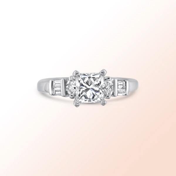 Platinum Engagement Ring  Princess cut diamond  1.14Ct. Color: F Clarity: Si1