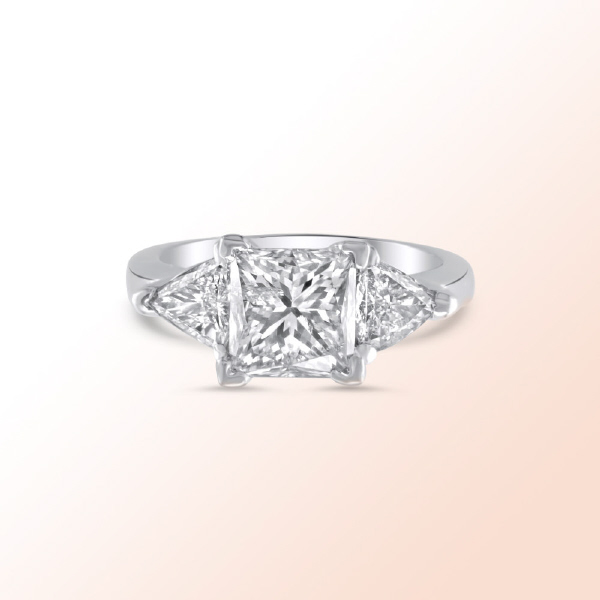 18k.w. Diamond Engagement Ring 3.03Ct. Color: H Clarity: Si2