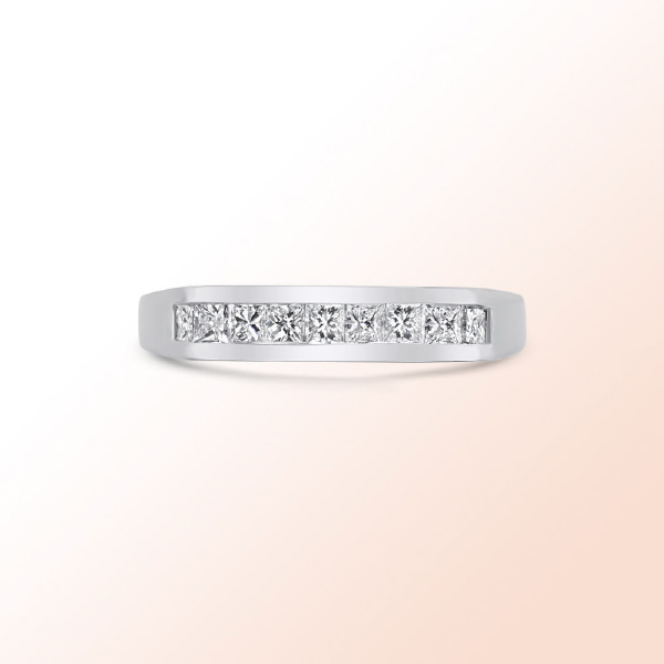 Mens 18k.w. Goid Ring With Princess Cut Diamonds 1Ct