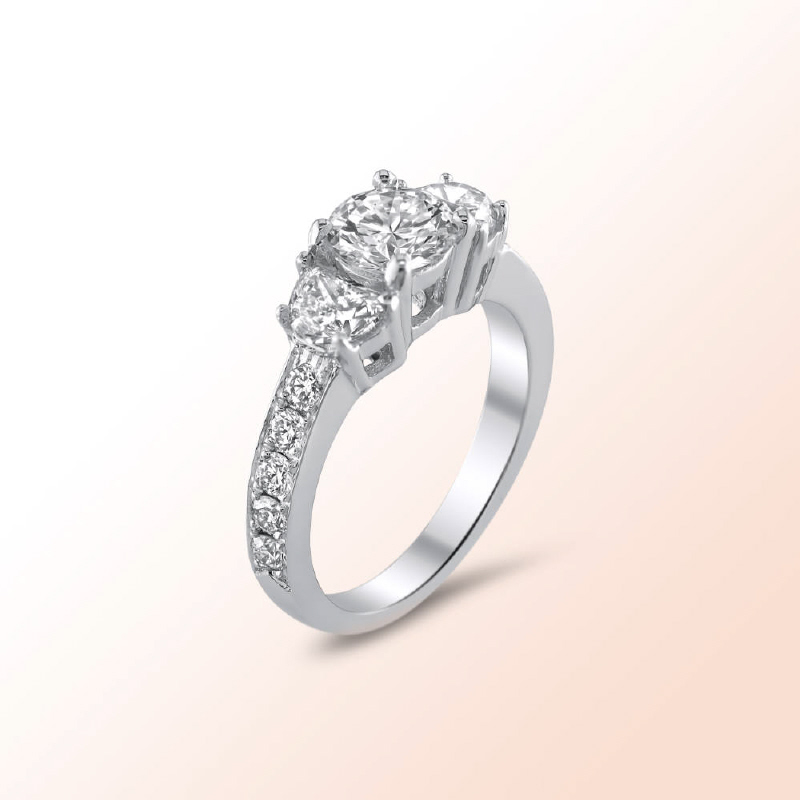 18k.w. Diamond Engagement Ring 2.26Ct. Color: E Clarity: VS2